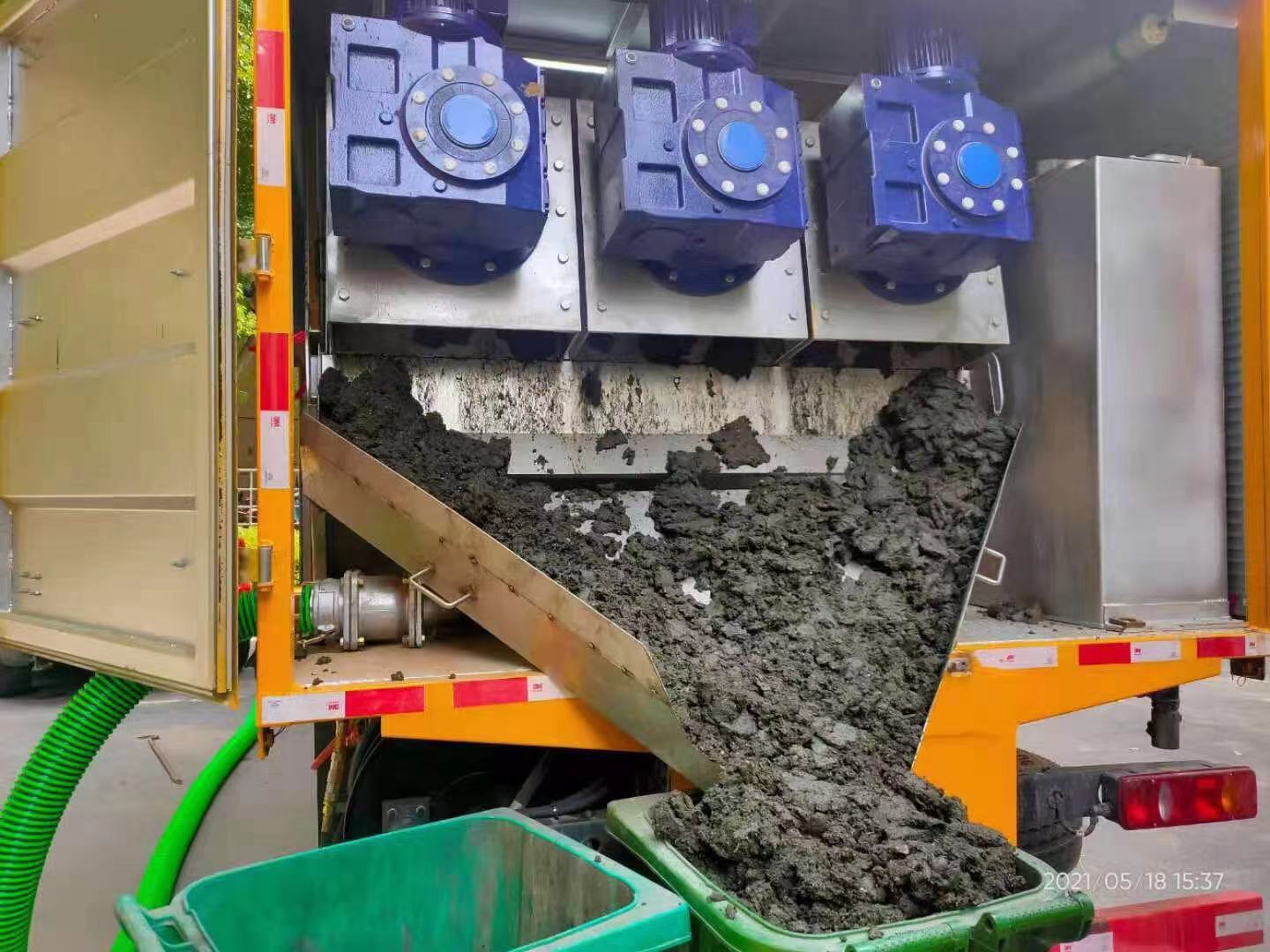 英德化粪池清掏城市维护站-泥浆净化干湿分离处理